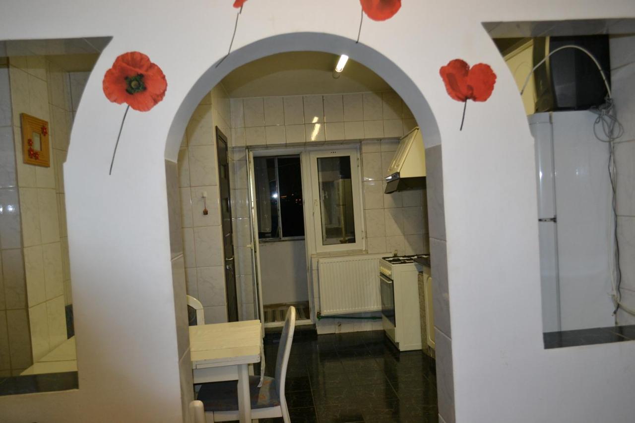 Dreams By The River Apartment Bukares Bagian luar foto